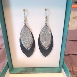 💥Teardrop Earrings